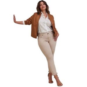 Torrid boyfriend straight vintage stretch jeans NWT